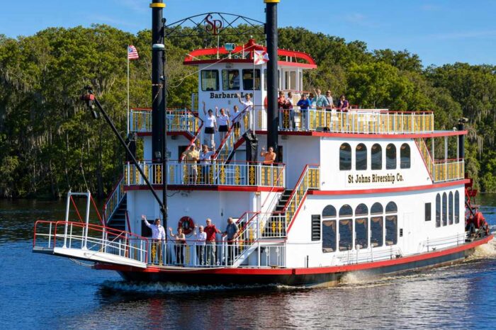 Tour a San Johns y Cassadaga